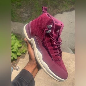 Jordan 12 Retro Bordeaux